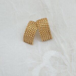 Vintage Monet Gold Tone Mesh Chain Link  Post Earrings "Huggers"